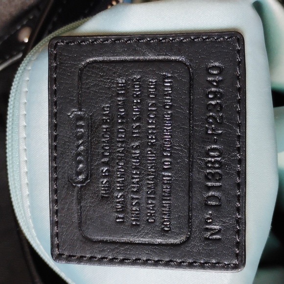 Coach F23940 Gray & Black | Like new - Picture 6 of 8